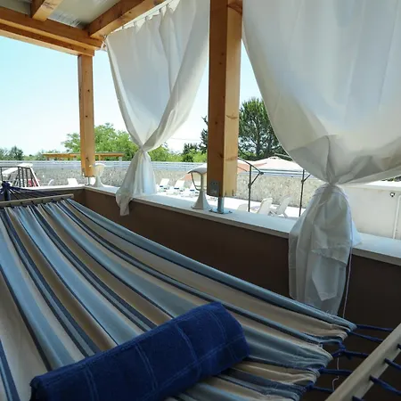 Дом отдыха The Countryside Olive Garden Near Airport & Highway Smokovic